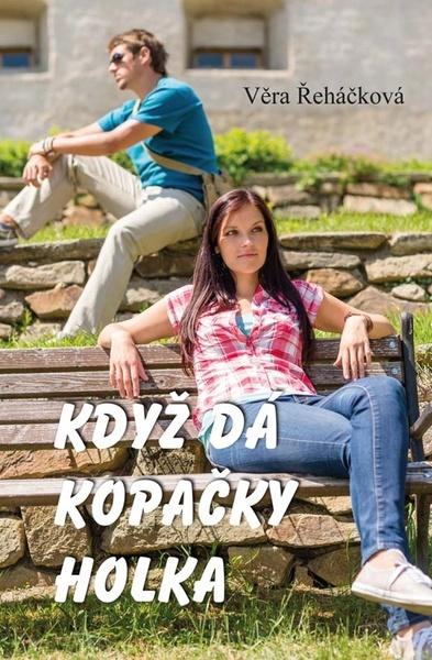Levně Když dá kopačky holka