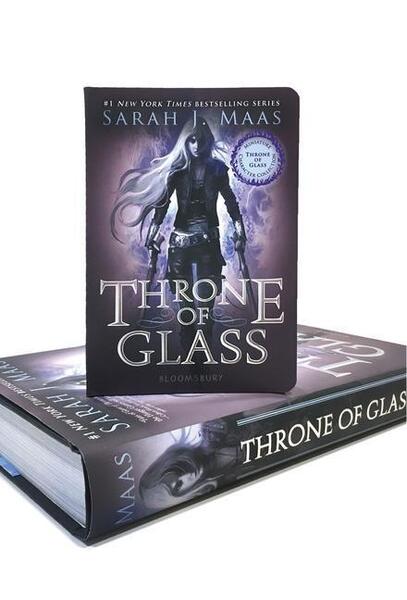 Throne of Glass - 154760431X