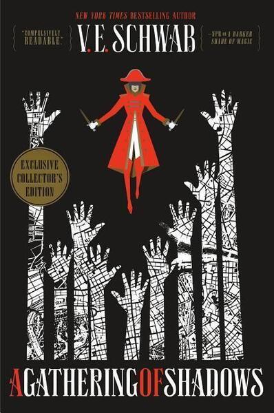 A Gathering of Shadows Collector's Edition - 1250222060