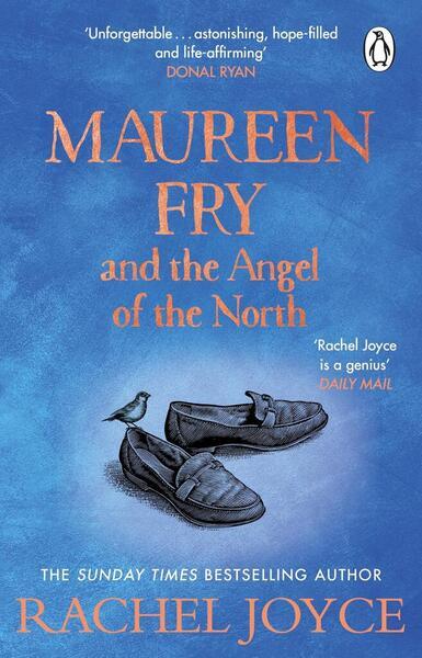 Maureen Fry and the Angel of the North - 1529177235