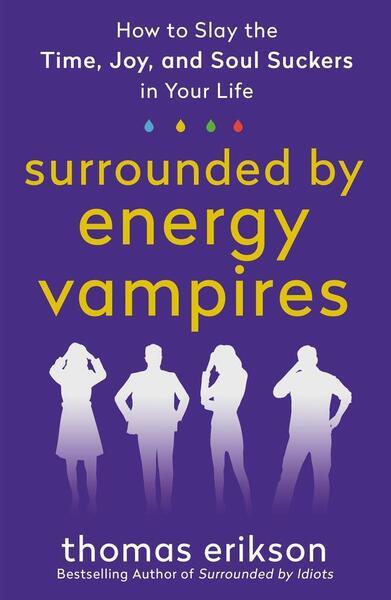 Surrounded by Vampires - 125090756X