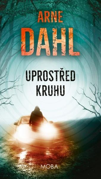 Levně Uprostřed kruhu