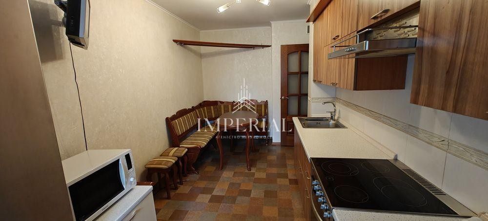 4-кімнатна квартира