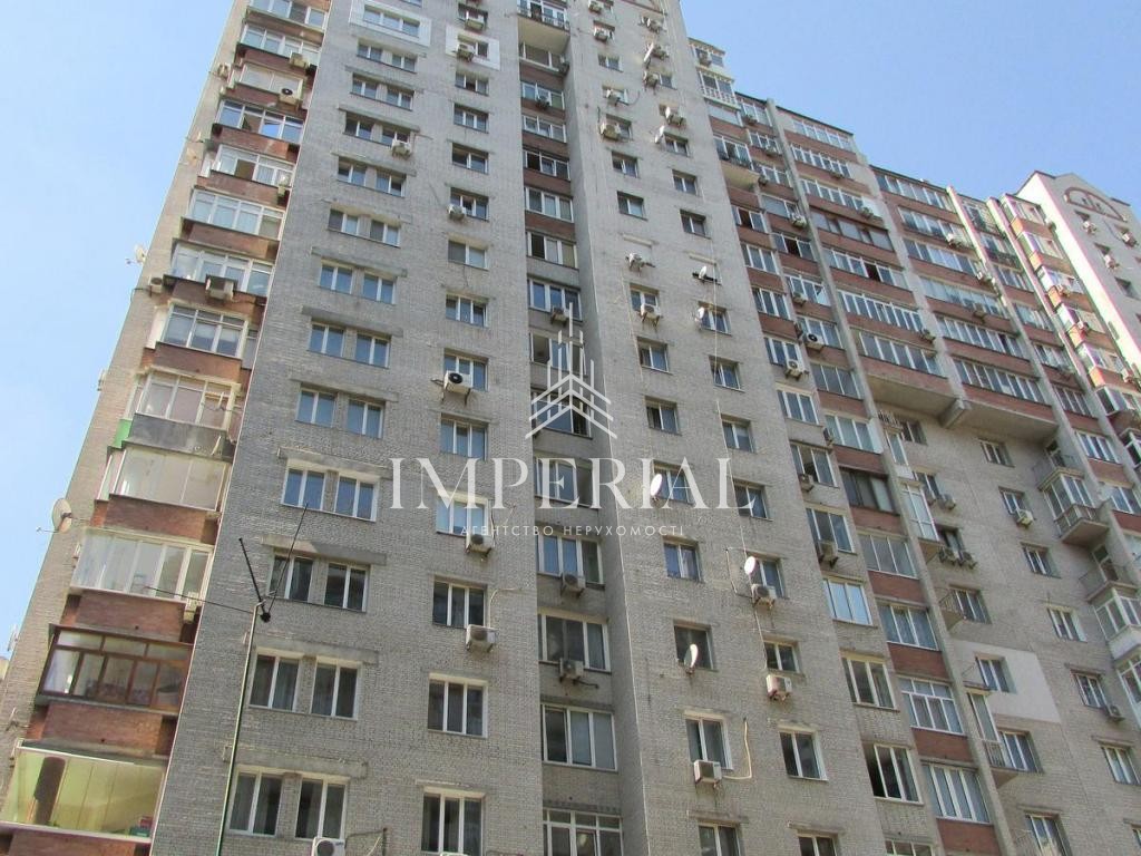 5-кімнатна квартира