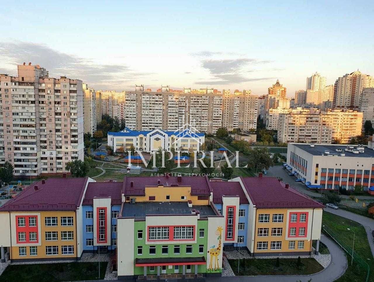 4-кімнатна квартира