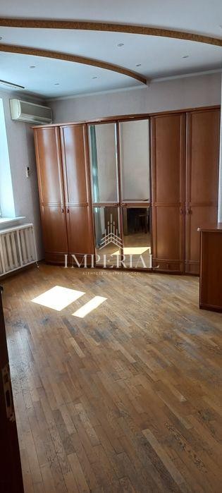 4-кімнатна квартира