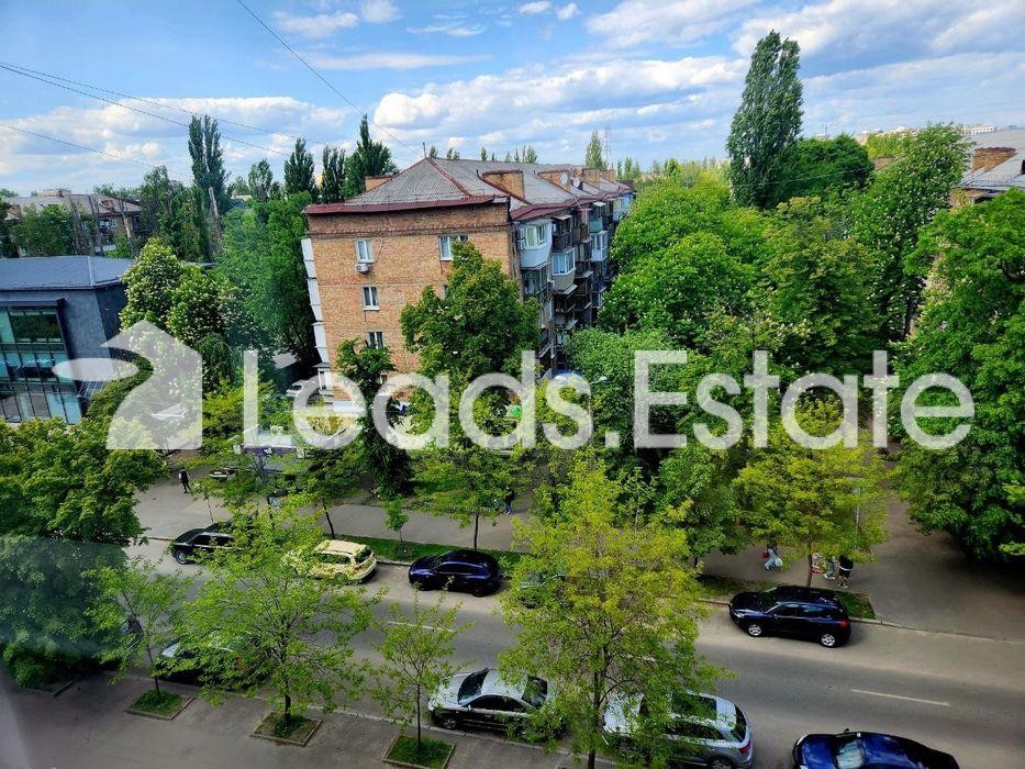 4-кімнатна квартира