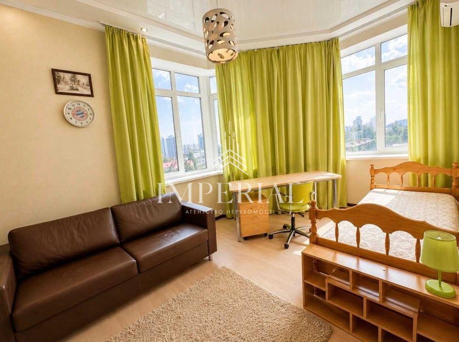 4-кімнатна квартира
