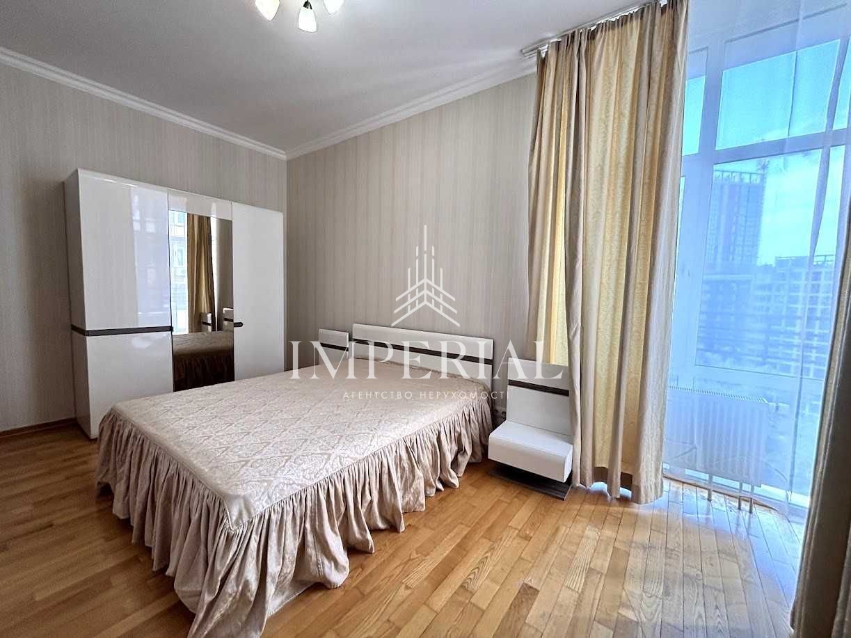 4-кімнатна квартира