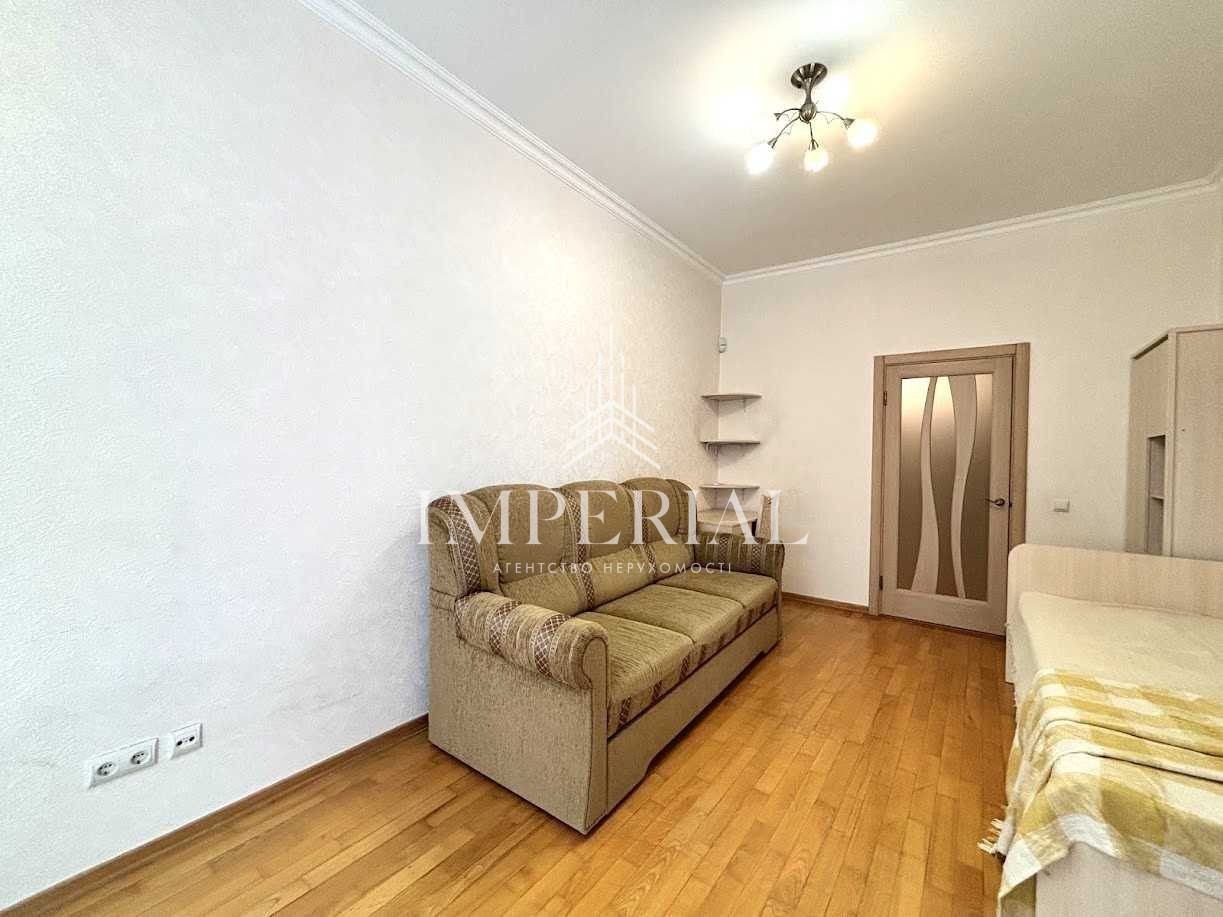 4-кімнатна квартира