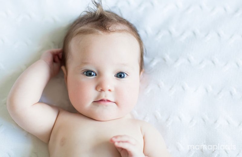 Baby 9 maanden Ontwikkeling baby 9 maanden oud Baby 9 maanden Ontwikkeling baby 9 maanden oud