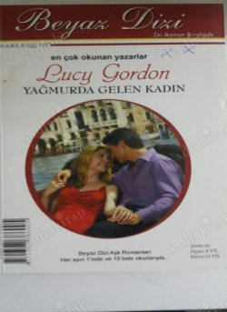 Yağmurda Gelen Kadın