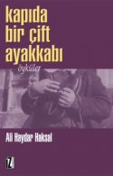 Kapıda Bir Çift Ayakkabı