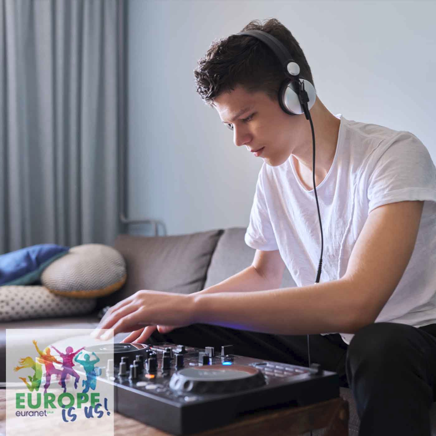 Γενιά Ζ - EURANET Podcast - H Ευρώπη στον ΣΚΑΪ