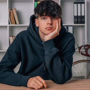 Kein Job, keine Ausbildung, keine Schule - Was macht die EU für die NEETs der Generation Zett?
