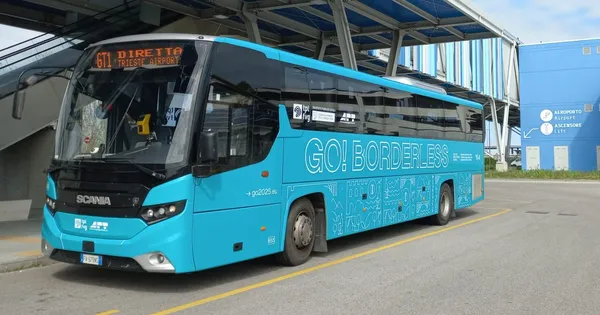 go by bus aeroporto