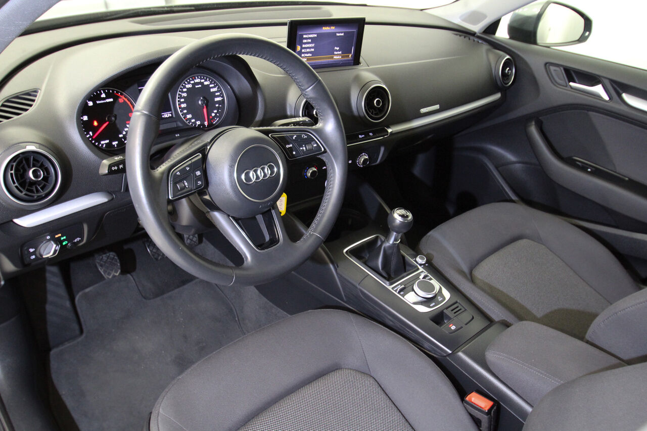 Audi a3 салон