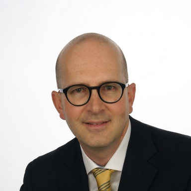 Profilbild von Oliver Knakowski-Rüegg, Anwalt in Bubikon