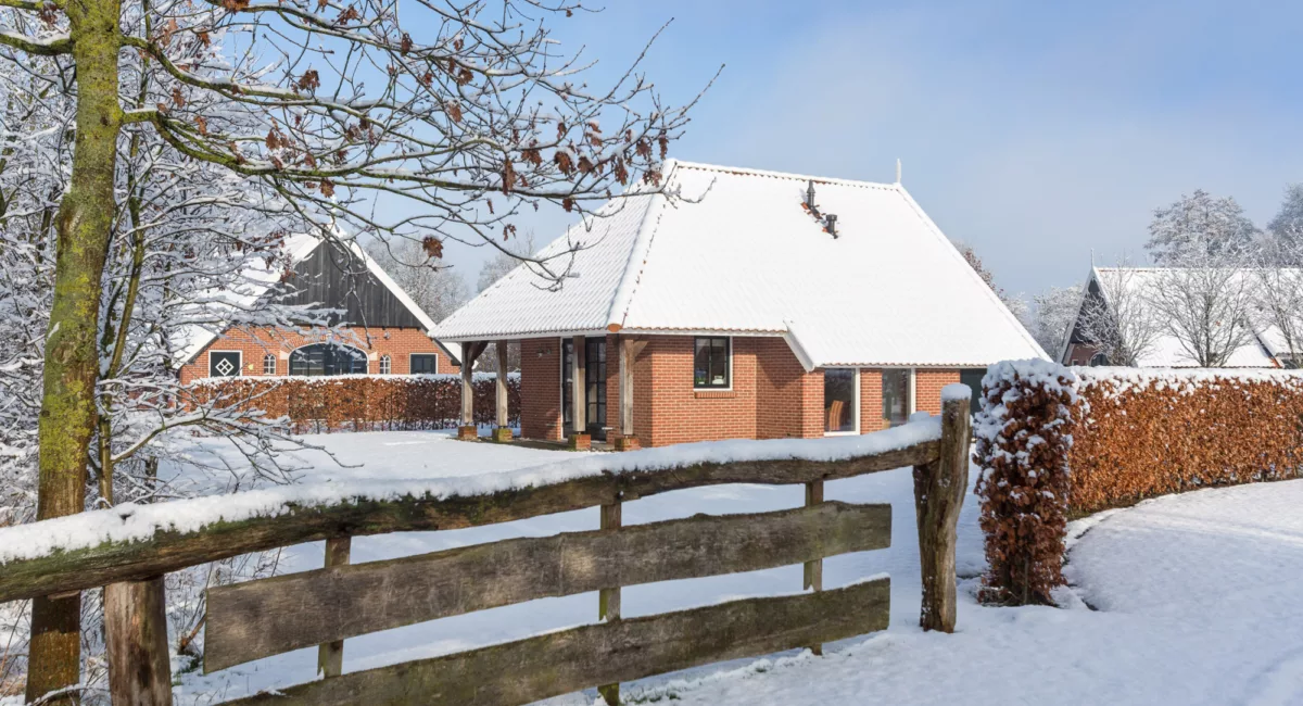 Bungalow sneeuw Recreatiepark Kaps Kerstdagen 