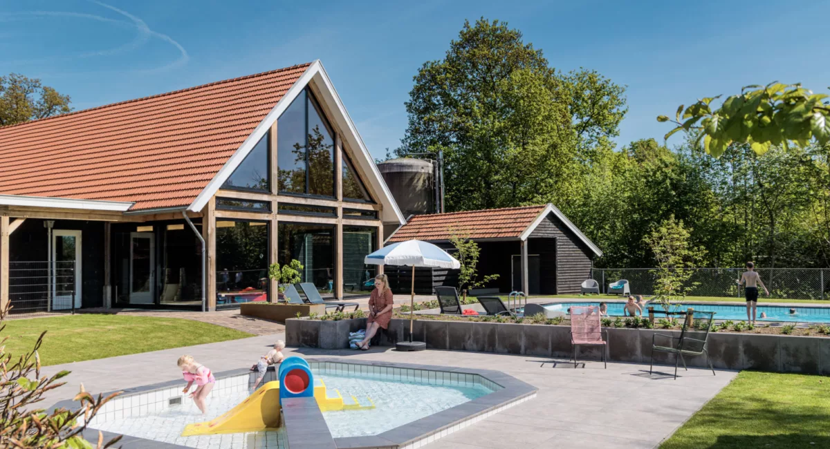 Buitenzwembad waterpret camping kaps tubbergen twente 