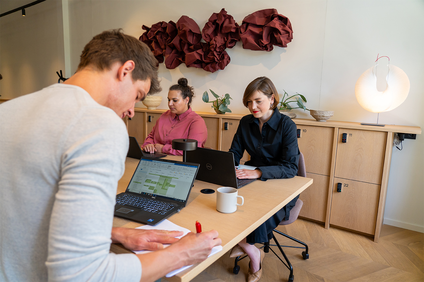 FOT SZE kh Bueroszene Berlin 12