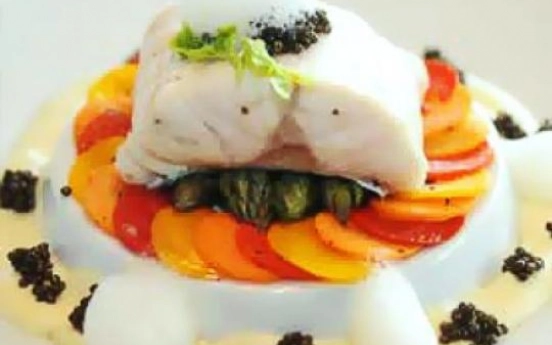 Beluga Havyarlı Buharda Levrek