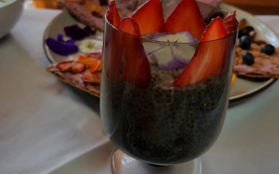 Böğürtlenli Chia Puding