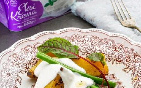 Ekşi Kremalı Sebze Sote