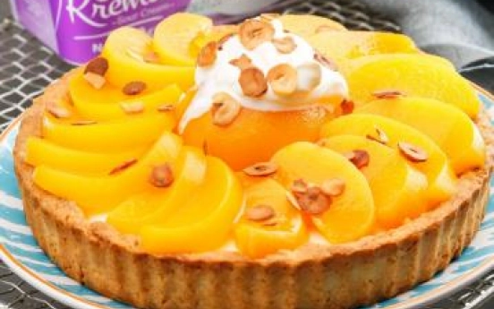 Ekşi Kremalı Ballı Şeftali Tartı