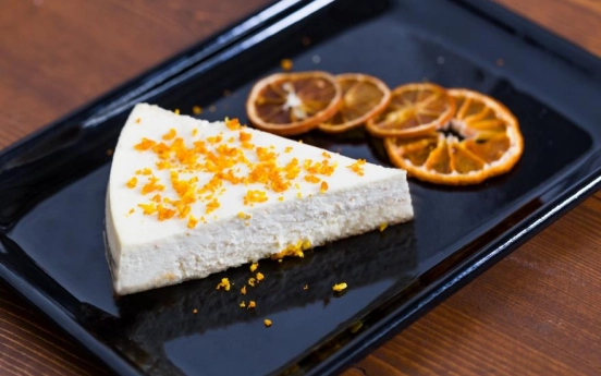 Portakallı ve Ekşi Kremalı Cheesecake