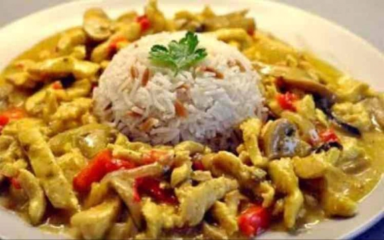 Kremalı Mantarlı Mısırlı Tavuk Sote