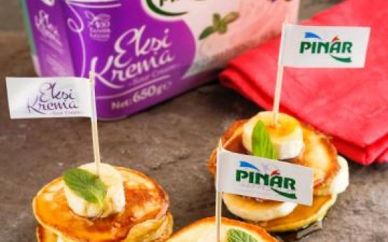 Ekşi Kremalı Muzlu Pancake