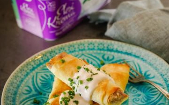 Dip Soslu Paçanga Böreği