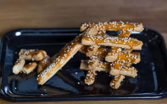 Ekşi Kremalı Çubuk Kraker