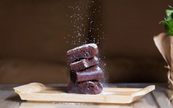 Ekşi Kremalı Brownie