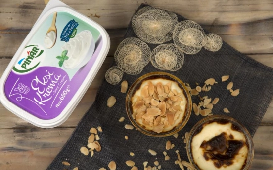 Bademli Ekşi Kremalı Sütlaç