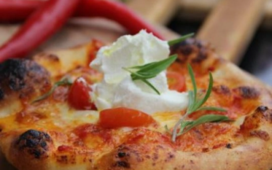 Pınar Labneli Margherita Pizza