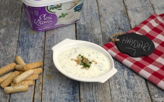 Taze Baharatlı ve Ekşi Kremalı Haydari