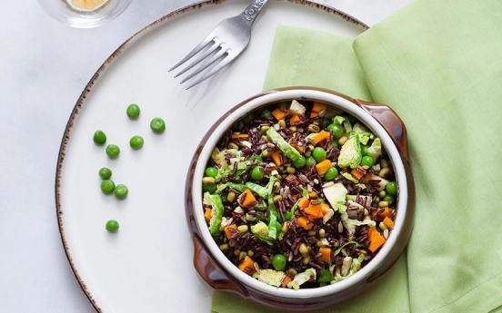 Tahıl ve Sebze Salatası