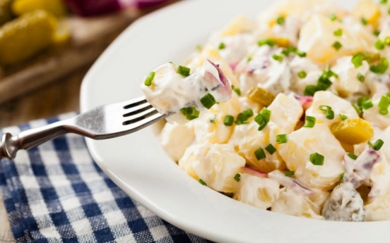 Soğanlı Patates Salatası