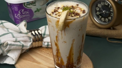 Muzlu ve Ekşi Kremalı Smoothie