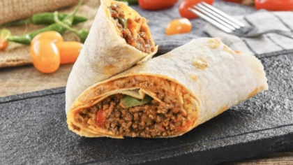 Acılı Kıymalı Kaşarlı Dürüm