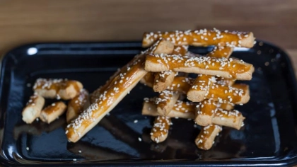 Ekşi Kremalı Çubuk Kraker