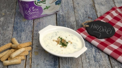 Taze Baharatlı ve Ekşi Kremalı Haydari