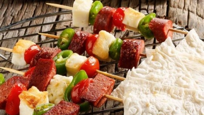 Şişte Hellimli Sucuk