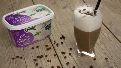 Ekşi Kremalı Kahve Kokteyl