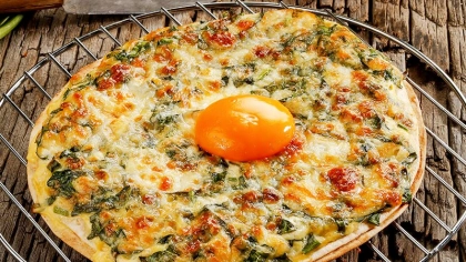 Ispanaklı Sabah Pizzası