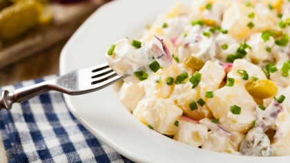 Soğanlı Patates Salatası