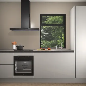 Zijdegrijze hoogglans greeploze keuken Praag 21496