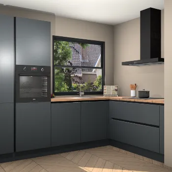Onyxgrijze greeploze keuken Metz 92987